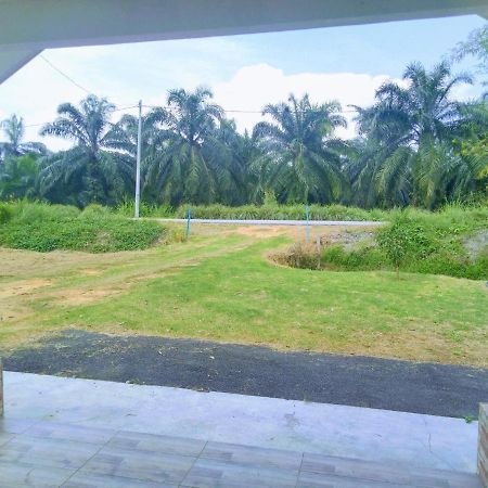 Homestay Pantai Remis Jeram (Selangor) Bagian luar foto